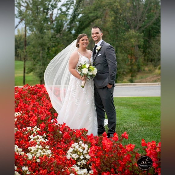 Meet your Posher, Jamie - Picture 1 of 1